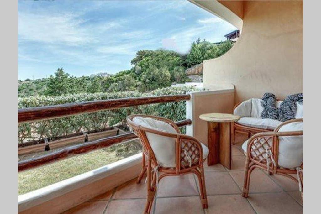 Apartment-Residence, Порто-Черво Экстерьер фото
